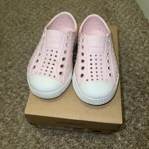 Pink Native Jefferson Shoes C6